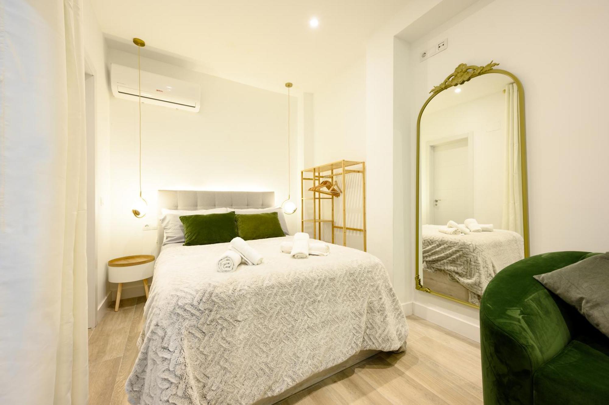 Estudio Malaga Center Living ภายนอก รูปภาพ