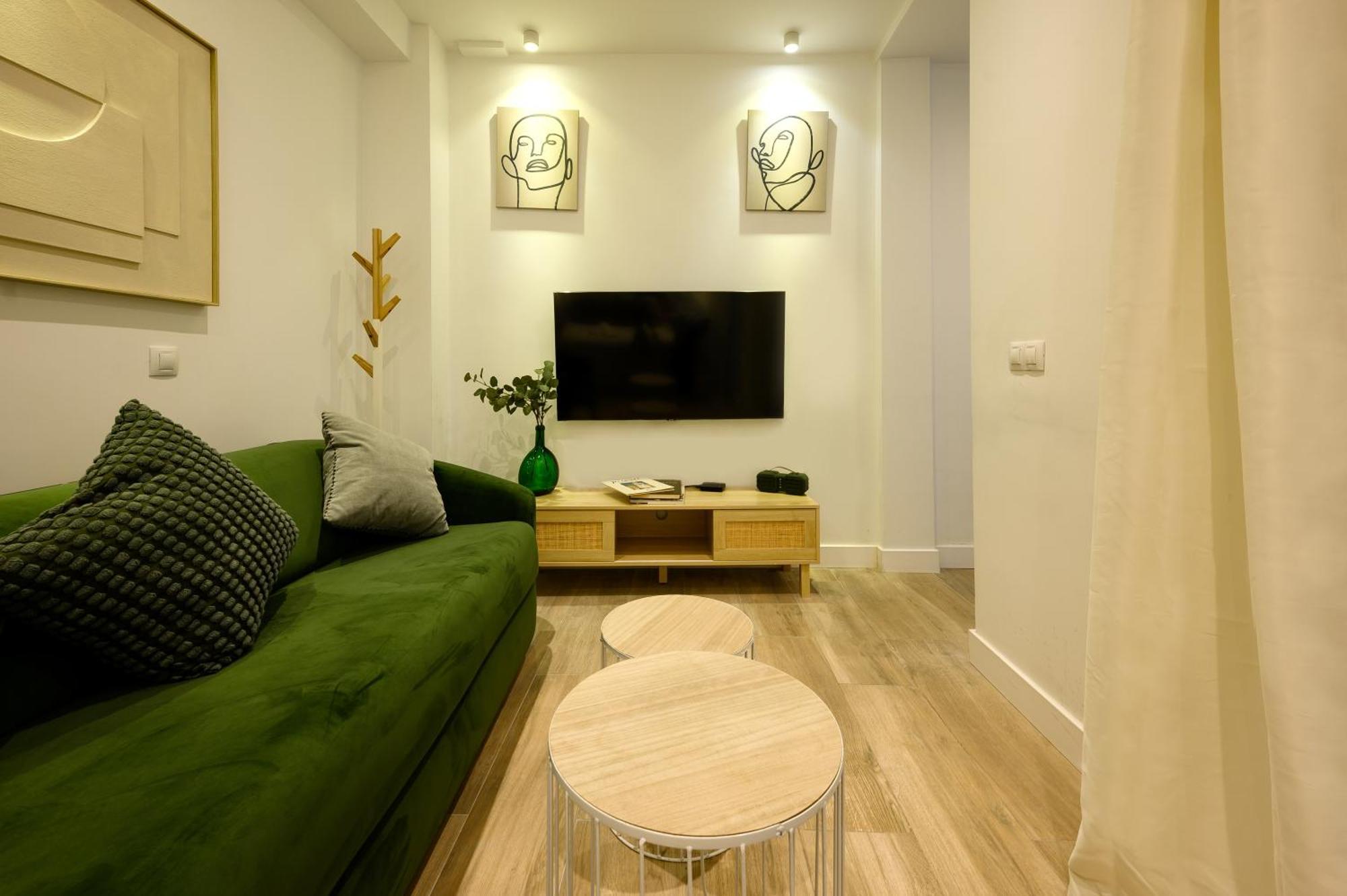 Estudio Malaga Center Living ภายนอก รูปภาพ